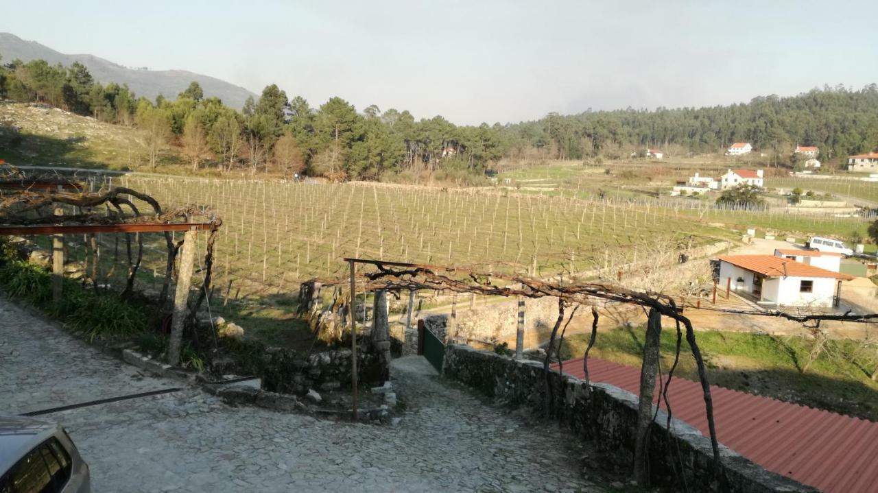 דירות Vitorino dos Piães Casa Na Quinta De Valinhas מראה חיצוני תמונה